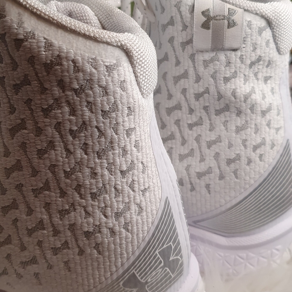 Under Armour Women's Highlight Turf Lacrosse Cleat size5.5 - Picture 6 of 12